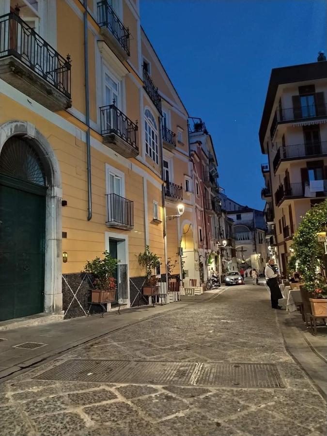 Amalfi Coast Palace In Minori Appartement Buitenkant foto